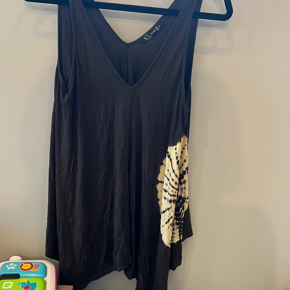 Flowery tank